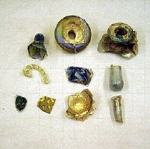 [10 Glass Fragments]